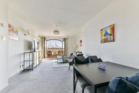 1 bedroom flat to rent, Trafalgar Court, Wapping Wall, London, E1W