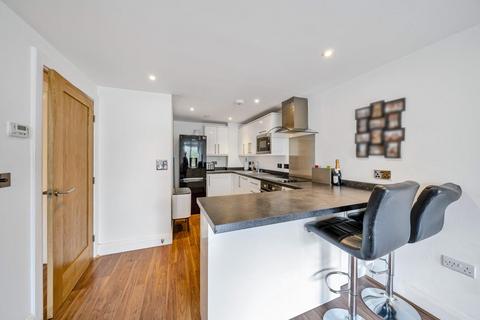 Grange Road, Southwark, London, SE1