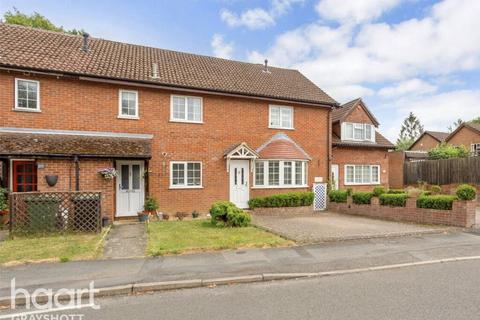 3 bedroom terraced house for sale, The Avenue, Liphook