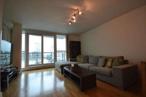 1 bedroom flat to rent, 16 St Georges Wharf, Vauxhall, London