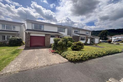 9 Ashgrove, Llanellen, Abergavenny, NP7 9HP