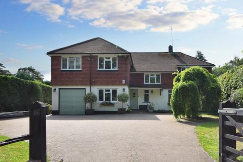 5 bedroom detached house for sale, 17 Frensham Vale, Lower Bourne, Farnham, GU10