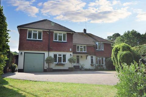 5 bedroom detached house for sale, 17 Frensham Vale, Lower Bourne, Farnham, GU10