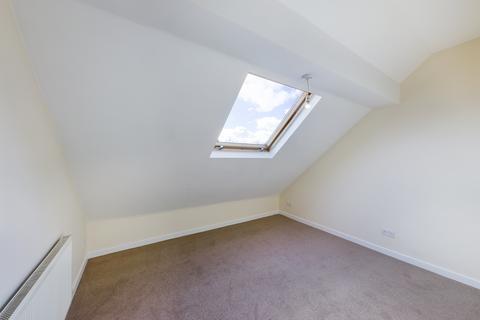 4 bedroom townhouse to rent, New Road East, Portsmouth PO2