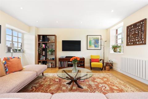 2 bedroom penthouse for sale, John Street, WC1N