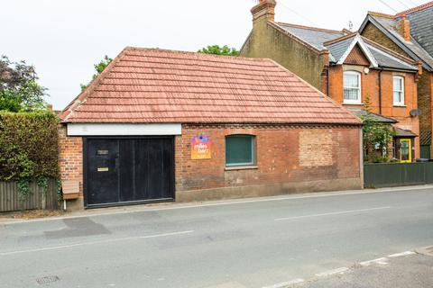 2 bedroom barn conversion to rent, Canterbury Road, Herne Bay, CT6