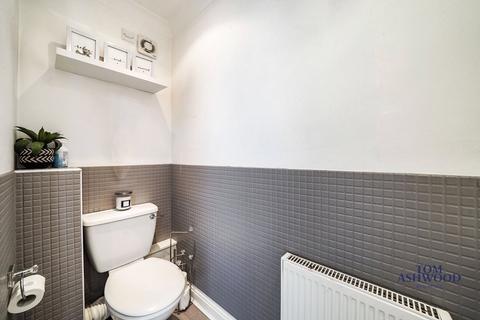 5 Candover Road, Hornchurch, RM12 4TY
