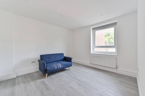 3 bedroom flat to rent, Tulse Hill, Tulse Hill, London, SW2