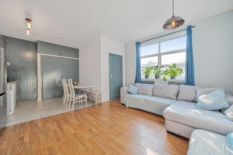 3 bedroom flat for sale, Southampton Way, Camberwell SE5