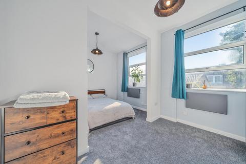 3 bedroom flat for sale, Southampton Way, Camberwell SE5