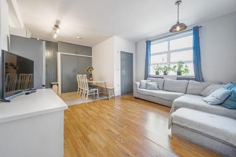 3 bedroom flat for sale, Southampton Way, Camberwell SE5