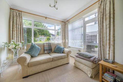 22 Edgebury, Chislehurst, BR7 6JW