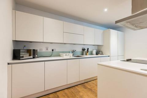 3 bedroom flat for sale, Shirley Street, Canning Town, London, E16
