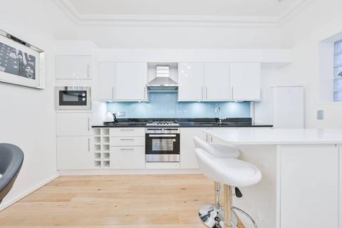 3 bedroom house to rent, Nottingham Street, Mayfair, London, W1U