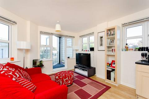 2 bedroom flat for sale, Stanley Road, South Harrow, Harrow, HA2