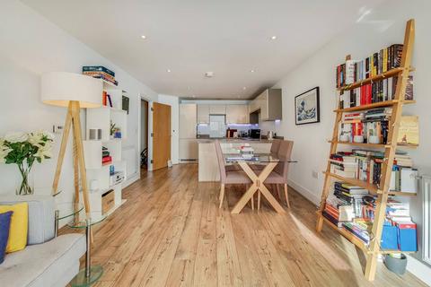 2 bedroom flat for sale, Knightley Walk, Wandsworth, London, SW18