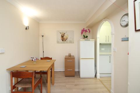 1 bedroom apartment to rent, Tebbitt Road, Bracknell RG12