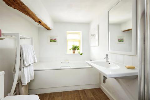 Sunnyside Cottage High Street, Tilshead, Salisbury, SP3 4SB