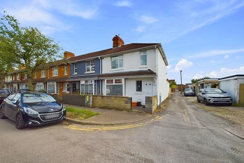 3 bedroom end of terrace house for sale, TYDEMAN STREET, SWINDON SN2