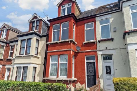 4 bedroom terraced house for sale, Connaught Road, Margate, Kent