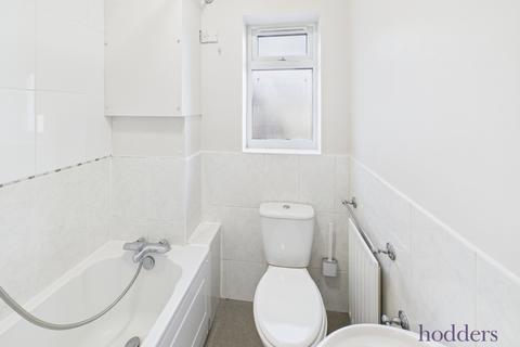 1 bedroom apartment for sale, New Haw Road, Addlestone, Surrey, KT15