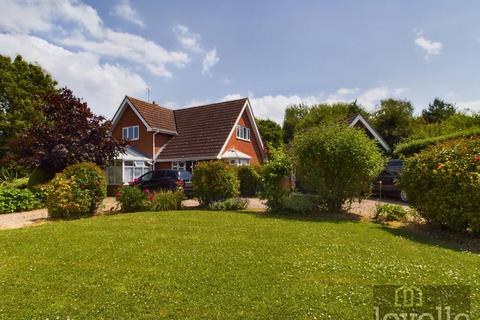 4 bedroom detached house for sale, Beesby Road, Maltby le Marsh LN13
