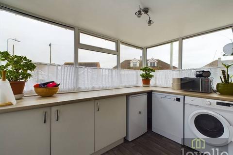 7 Byron Road, Mablethorpe, LN12 1JD