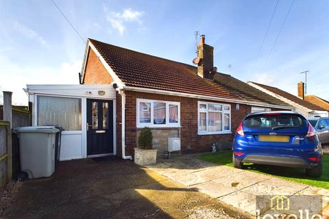 2 bedroom semi-detached bungalow for sale, Cambridge Road North, Mablethorpe LN12