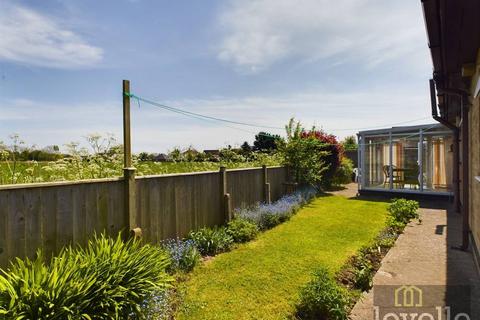 4 bedroom detached bungalow for sale, Orchard Way, Mablethorpe LN12