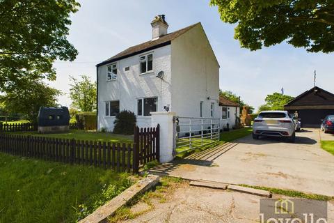 3 bedroom detached house for sale, Station Road, Theddlethorpe LN12