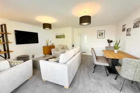 2 bedroom apartment for sale, St. Floras Road, Littlehampton, West Sussex