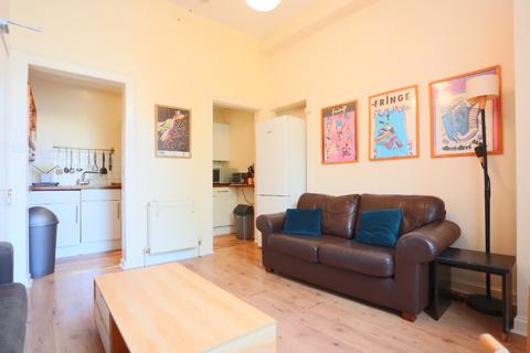 3 bedroom flat to rent, Forrest Road, Old Town, Edinburgh, EH1