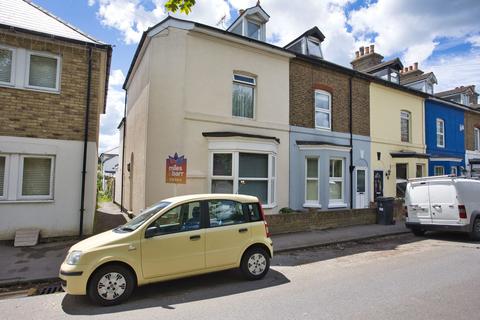 3 bedroom end of terrace house for sale, Station Road, Walmer, CT14