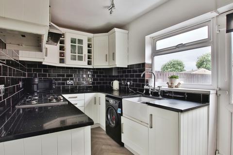 2 bedroom terraced house for sale, Manor Road, Hull, HU5 5NS