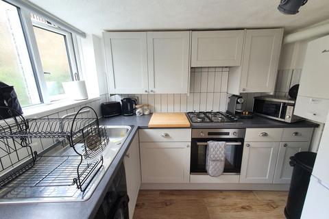 1 bedroom flat to rent, Central Parade, Herne Bay, CT6