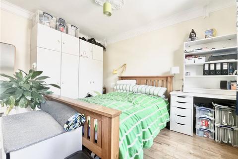 1 bedroom end of terrace house to rent, Talbot Road, Isleworth, UK, TW7