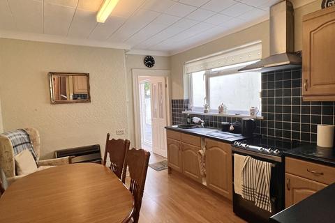 28 New Road, Llandovery, SA20 0ED