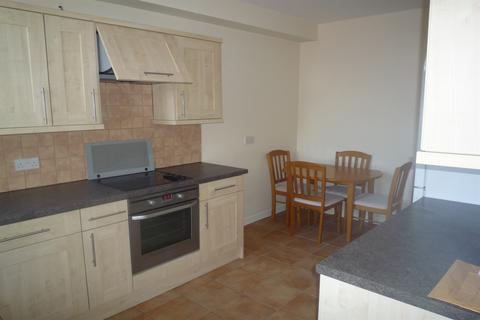 2 bedroom apartment to rent, High Road, Beeston, NG9 2LN