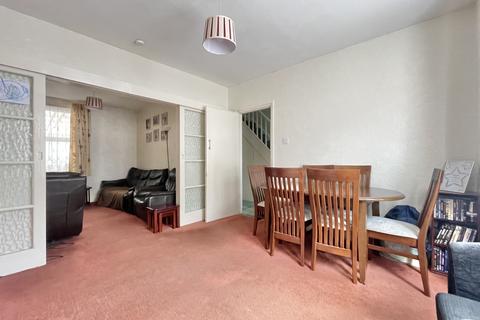 16 Duckworth Road, Exeter, EX2 9BP
