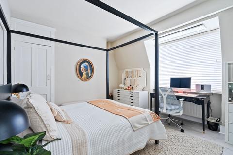 240a Upper Richmond Road West, East Sheen, London, SW14 8AG