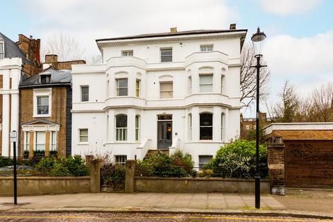 3 bedroom apartment to rent, Ladbroke Road, London, W11