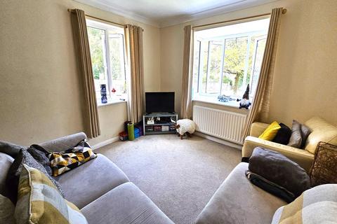 2 bedroom flat to rent, Cherry Court, Sidcup DA14