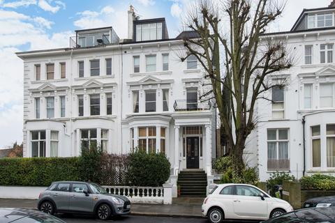 2 bedroom flat to rent, Belsize Grove, London, NW3