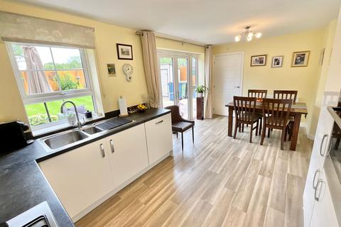 4 bedroom detached house for sale, Dorney Close, Yarnfield, ST15