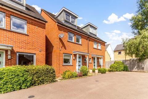 Graces Field, Stroud, Gloucestershire, GL5