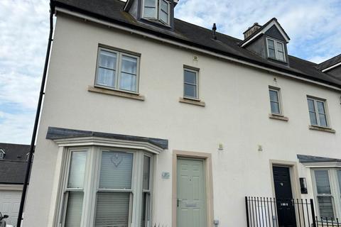 4 bedroom house to rent, Ridgeway Lane, Llandarcy,