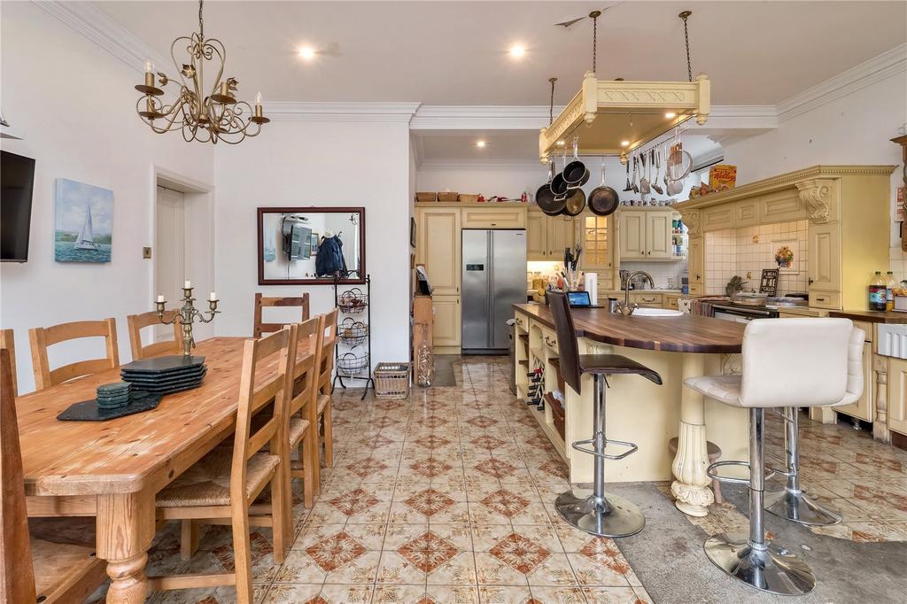 Dining Kitchen