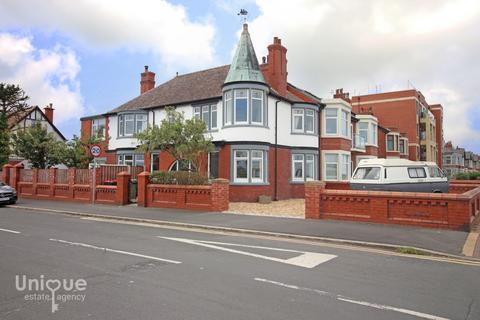 5 bedroom semi-detached house for sale, Darbishire Road,  Fleetwood, FY7