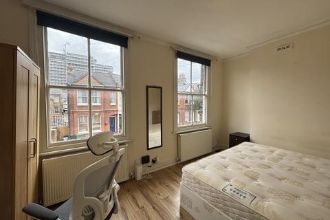 6 bedroom terraced house to rent, Biscay Road,  London, W6