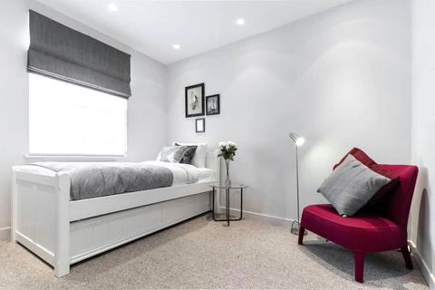 3 bedroom flat for sale, Regency Terrace, South Kensington, London